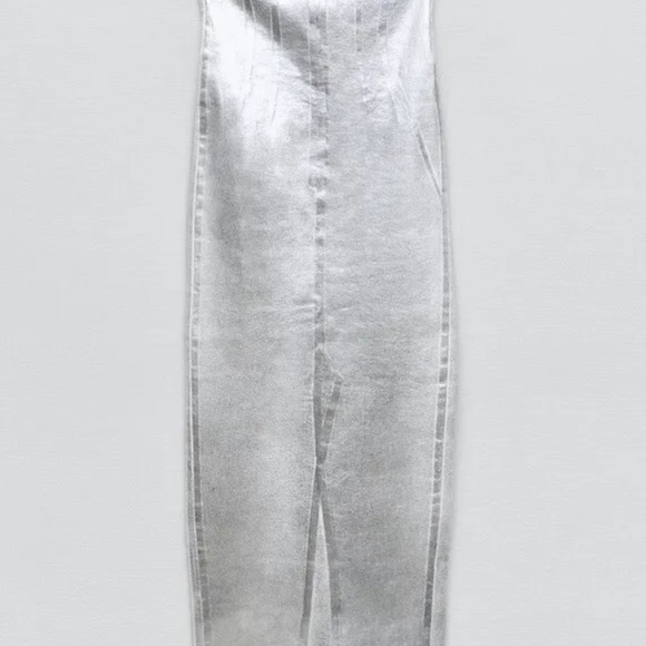 Zara dress worn once altered on the sides due to runs small - Picture 5 of 8